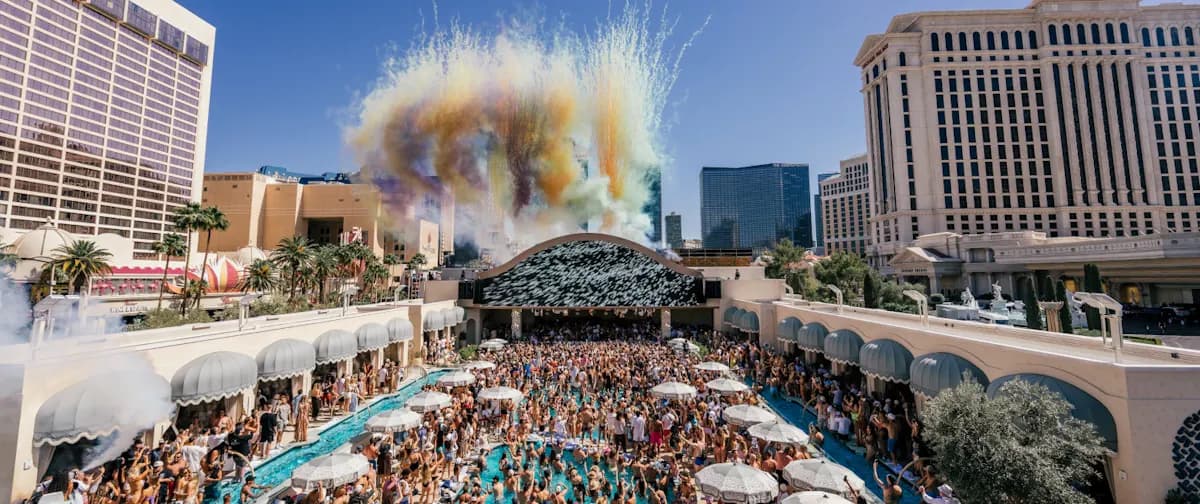 Omnia Dayclub nightlife